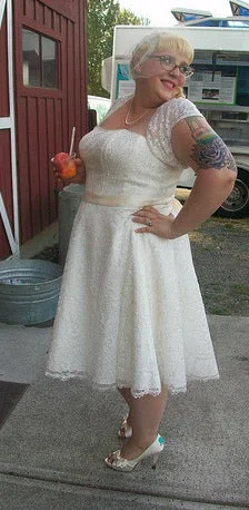 David's Bridal Short 50s Style Ivory Lace Dress Lace Cocktail Dress